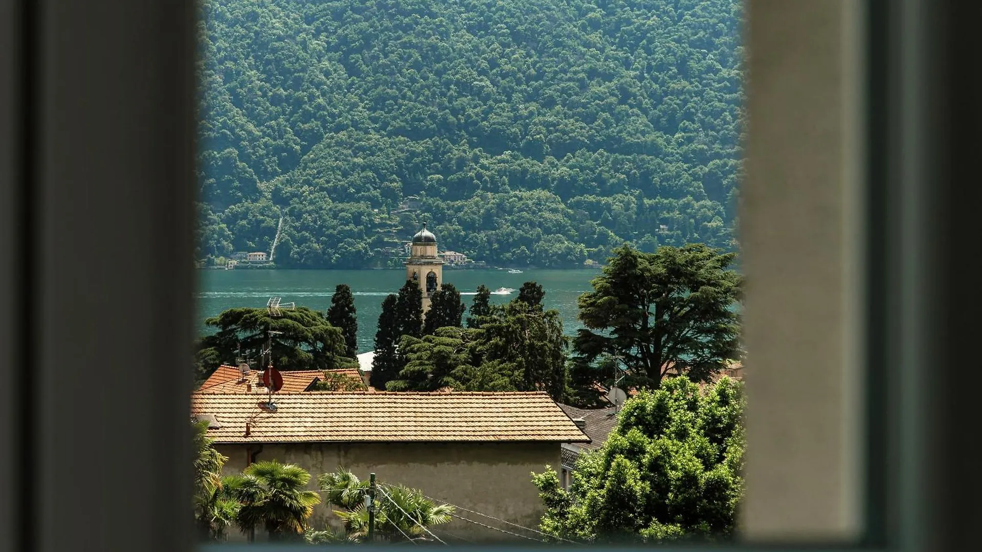 Hotel Ristorante La Vignetta Cernobbio Italy