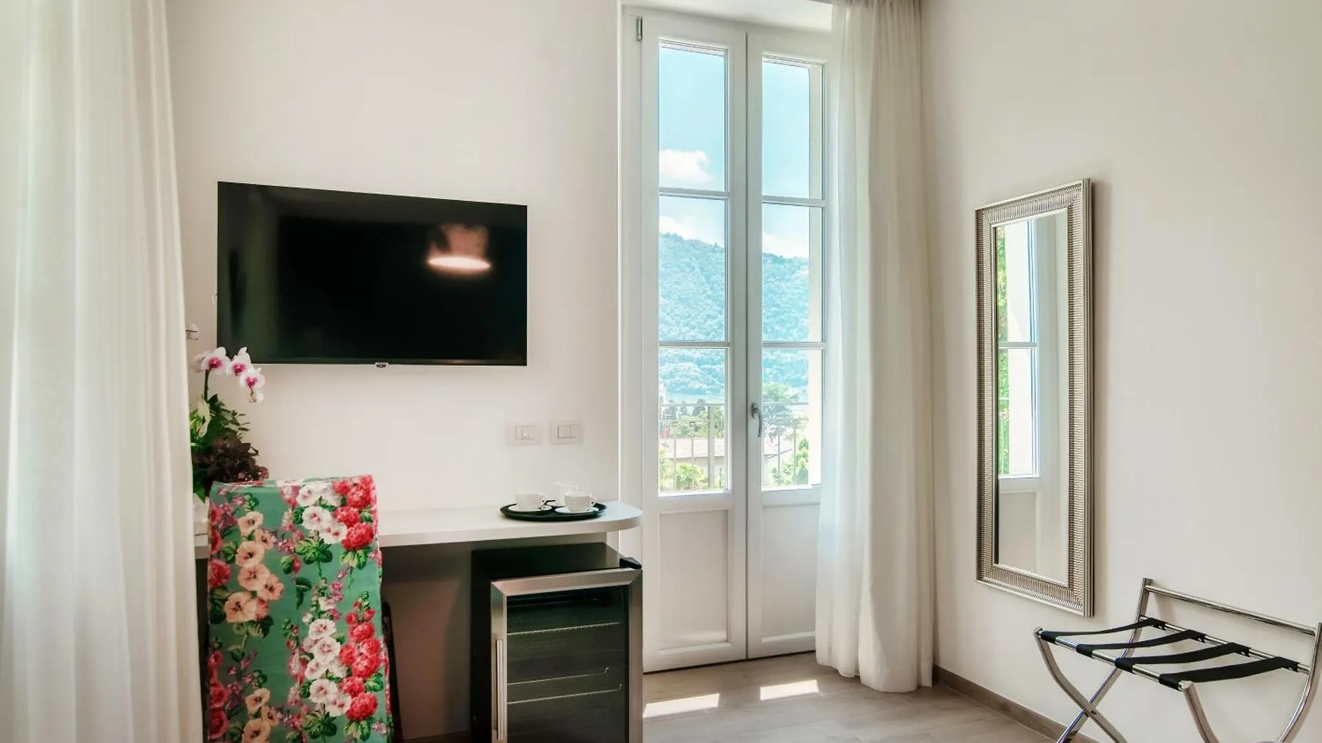 Hotel Ristorante La Vignetta Cernobbio Italy