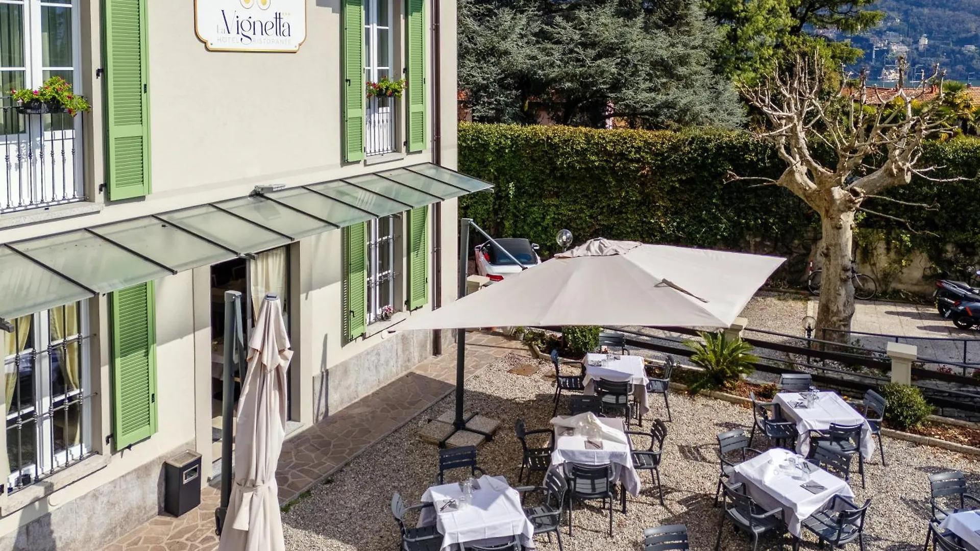 Hotel Ristorante La Vignetta Cernobbio 3*,