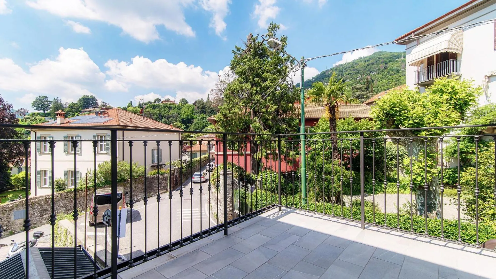 ***  Hotel Ristorante La Vignetta Черноббио Италия