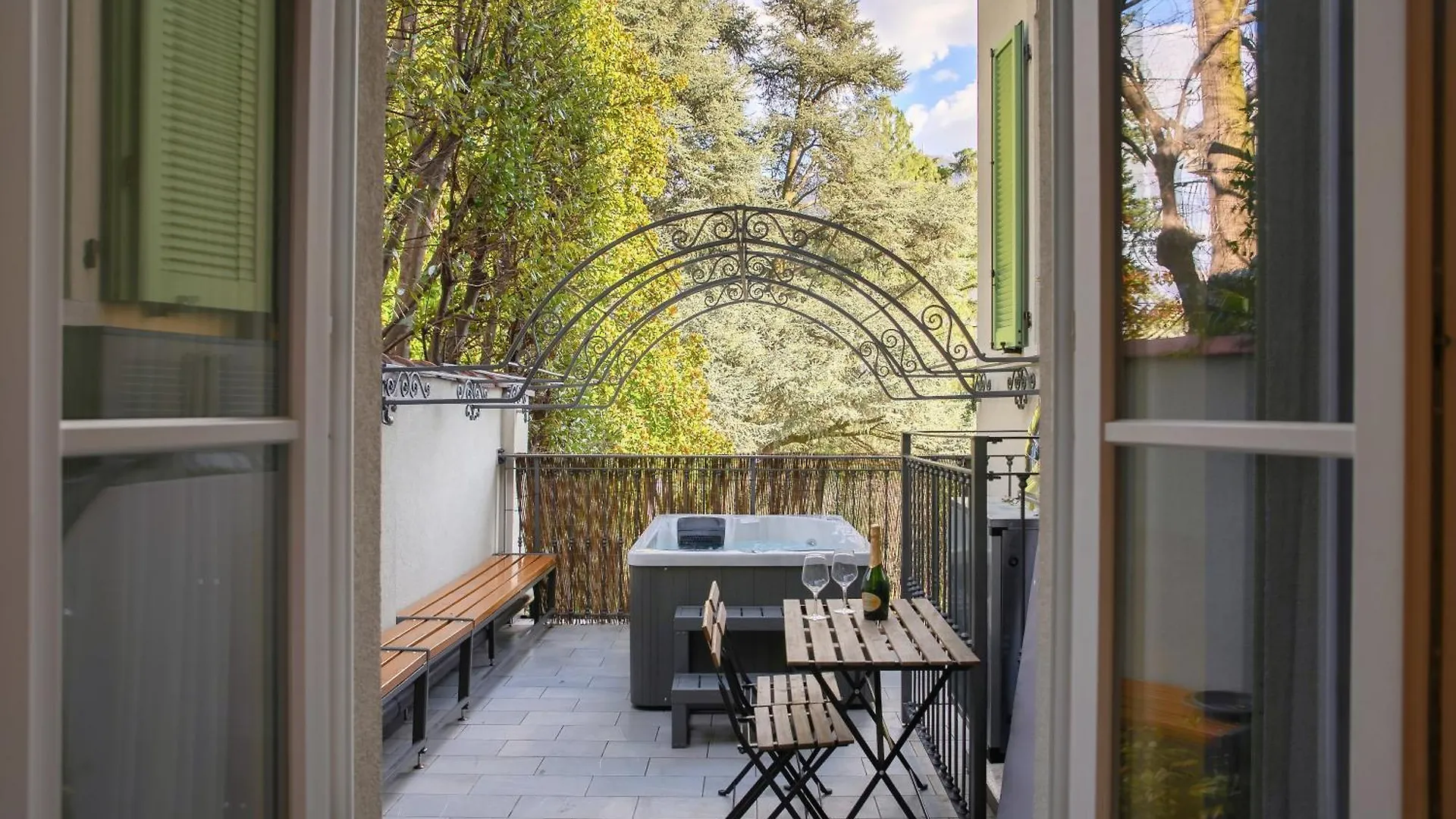 Hotel Ristorante La Vignetta Черноббио