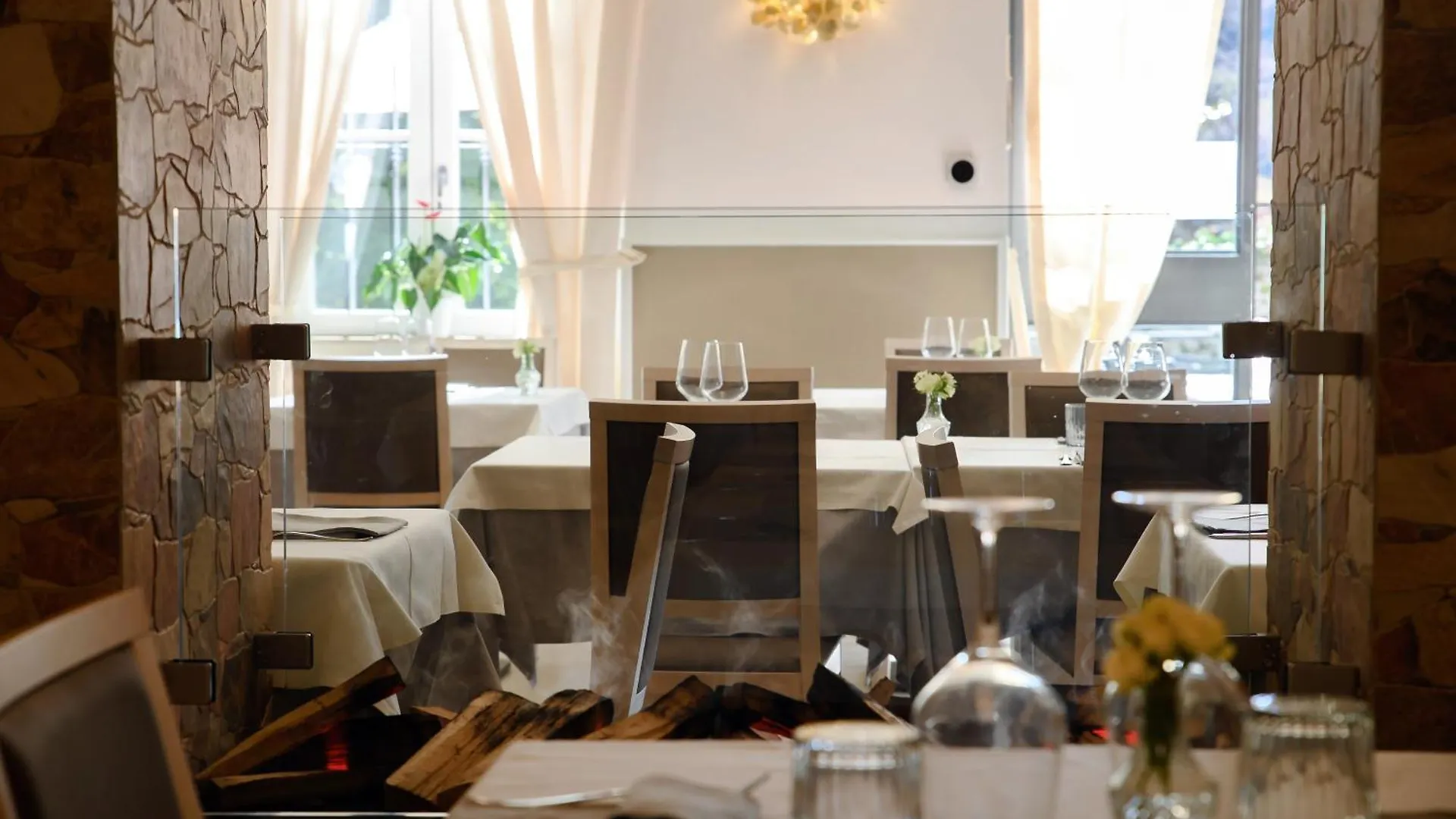 Hotel Ristorante La Vignetta Черноббио 3*,