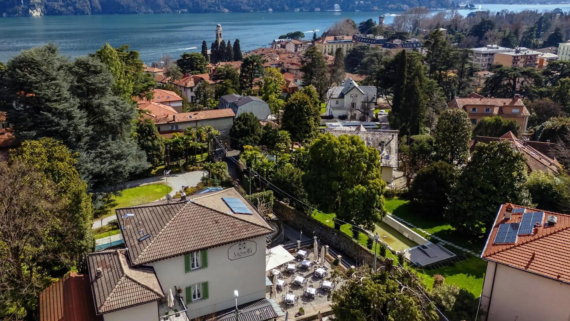 Hotel Ristorante La Vignetta Черноббио Италия