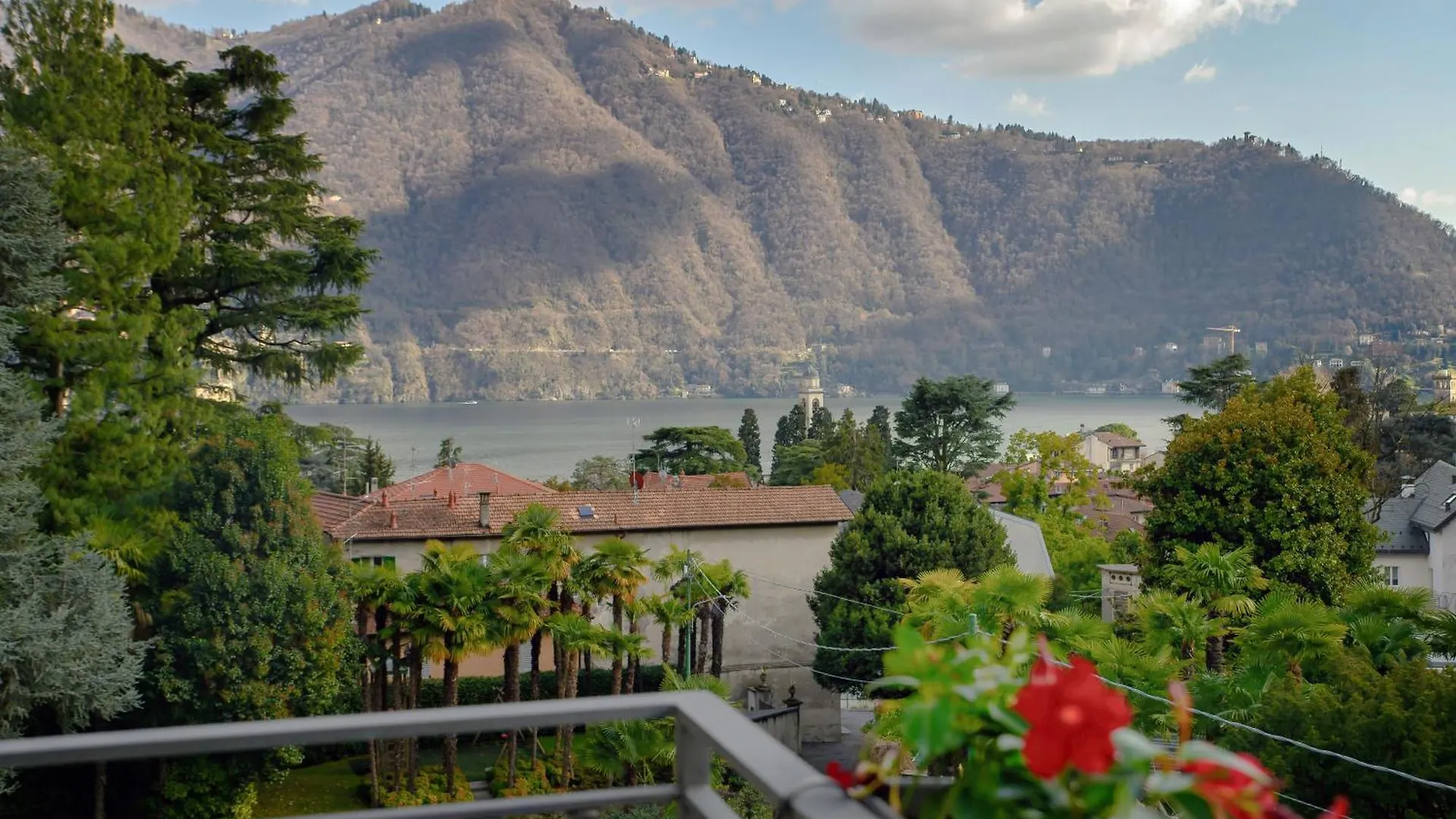 Hotel Ristorante La Vignetta Черноббио 3*,  Италия